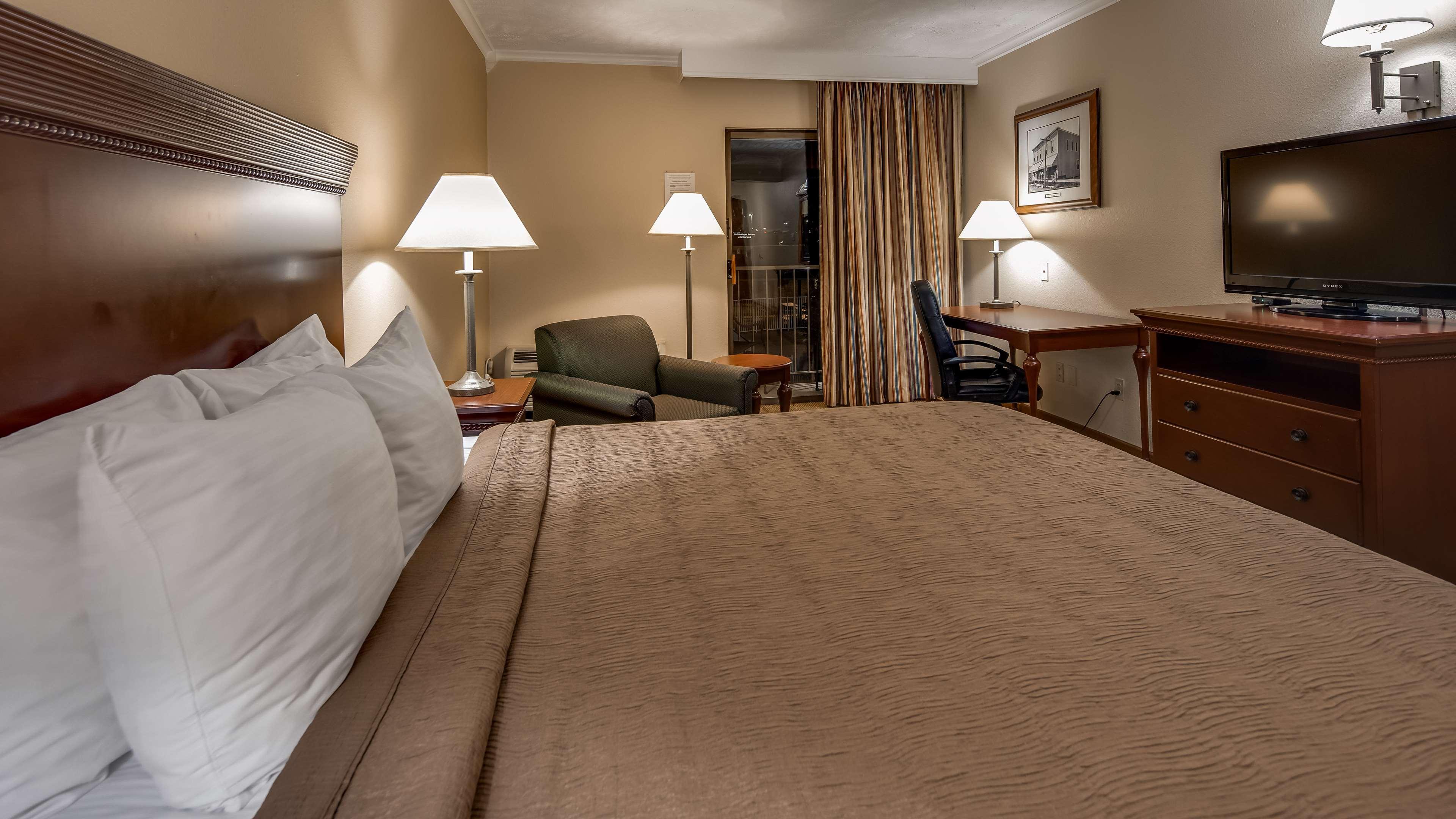 Best Western Plus Ahtanum Inn Union Gap Exterior photo