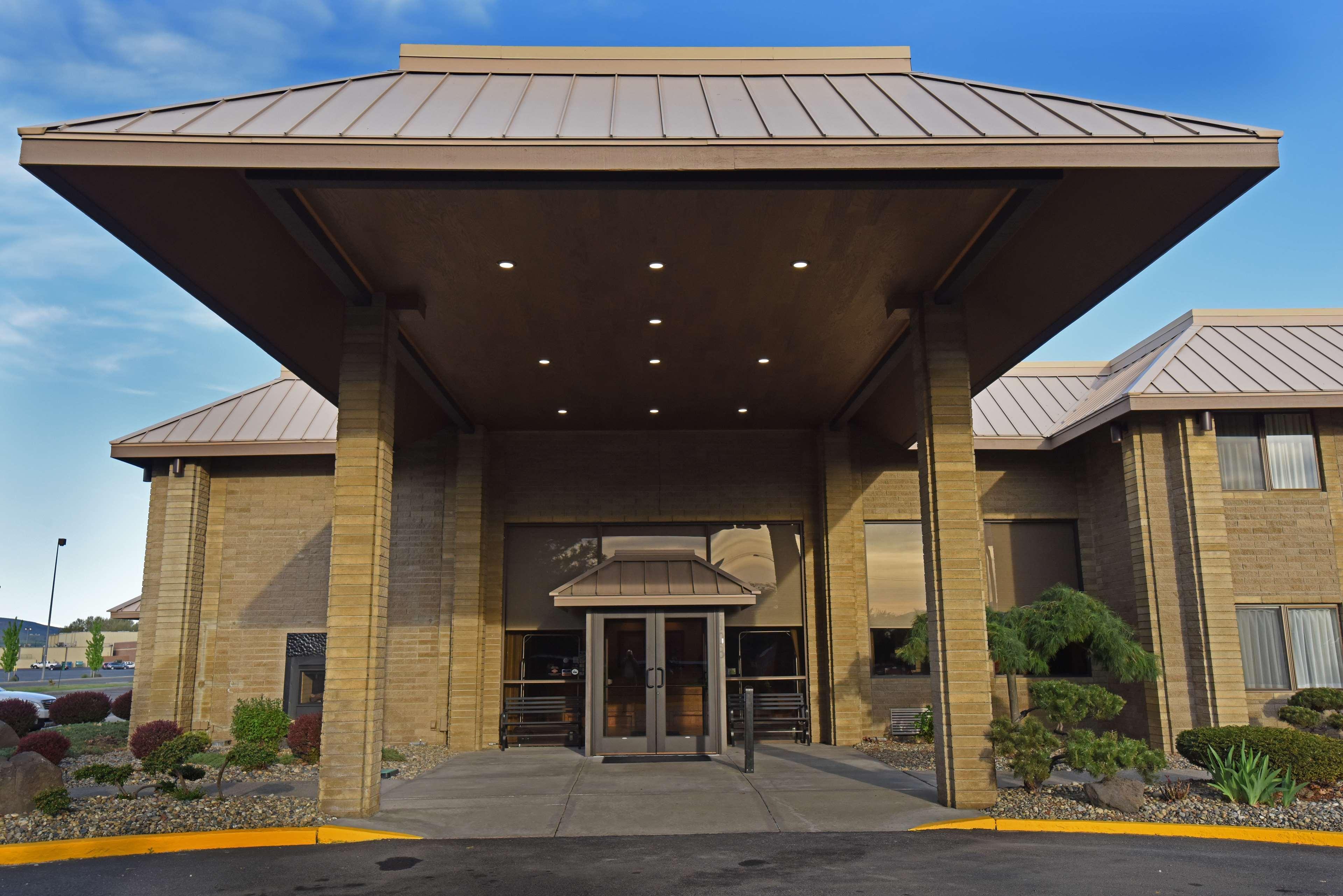 Best Western Plus Ahtanum Inn Union Gap Exterior photo