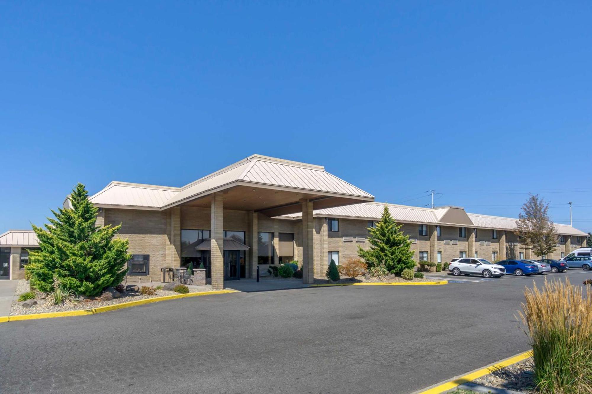 Best Western Plus Ahtanum Inn Union Gap Exterior photo